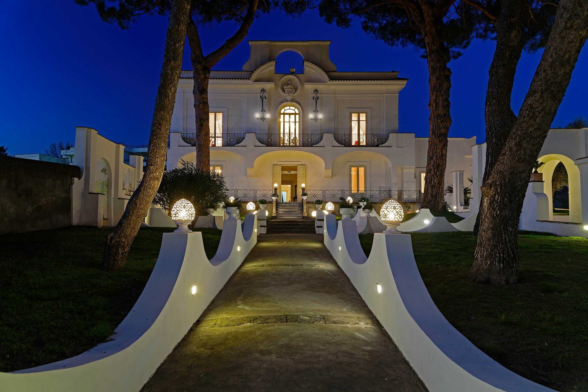 Gusto Mediterraneo Josè Restaurant Tenuta Villa Guerra a Torre del Greco, il nuovo locale Gusto Mediterraneo Josè Restaurant Tenuta Villa Guerra a Torre del Greco, il nuovo locale